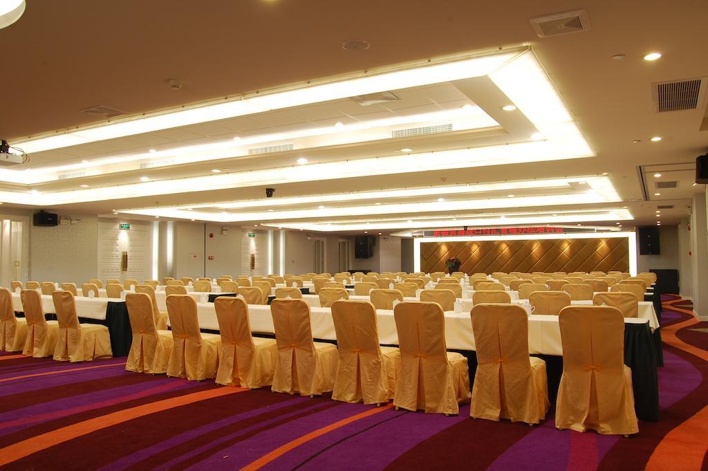 Celeste Palace International Hotel Jiangmen Dış mekan fotoğraf