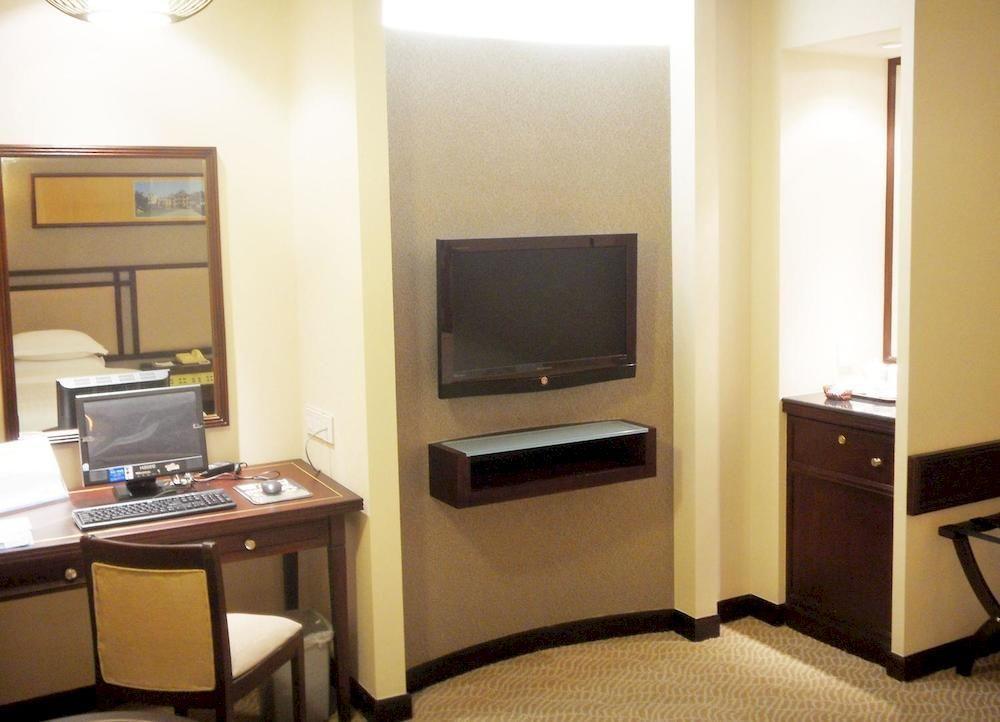 Celeste Palace International Hotel Jiangmen Dış mekan fotoğraf