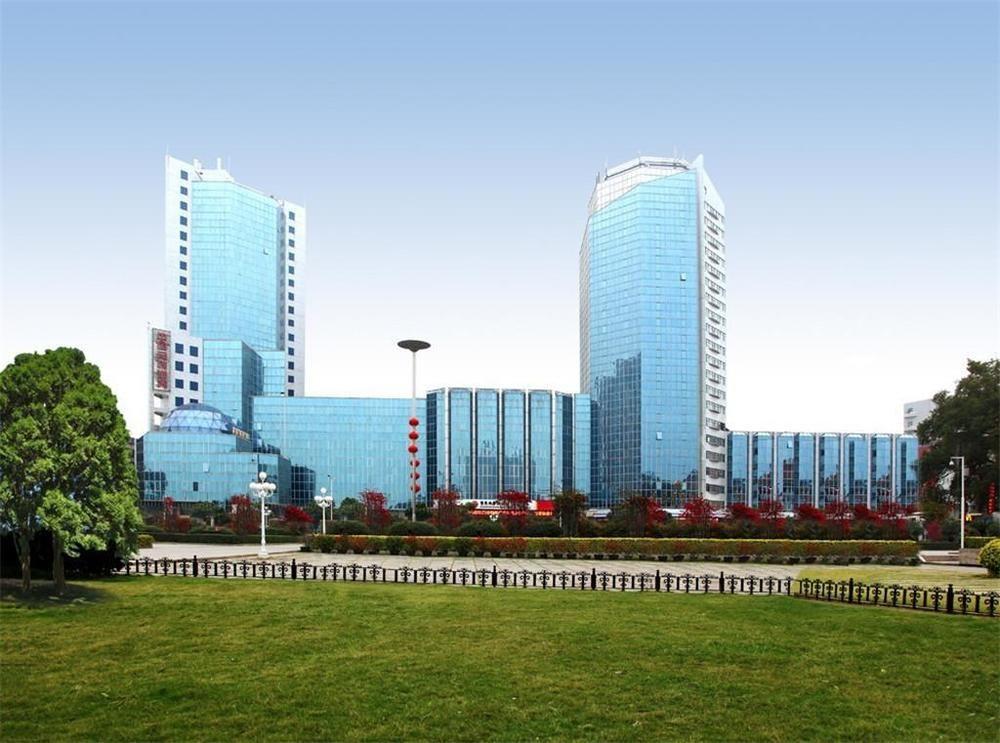 Celeste Palace International Hotel Jiangmen Dış mekan fotoğraf